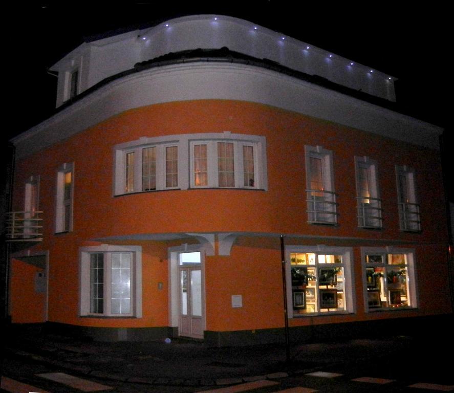Villa Lucia - Apartments&Rooms Slavonski Brod Buitenkant foto