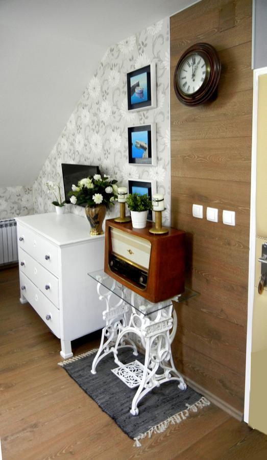 Villa Lucia - Apartments&Rooms Slavonski Brod Buitenkant foto